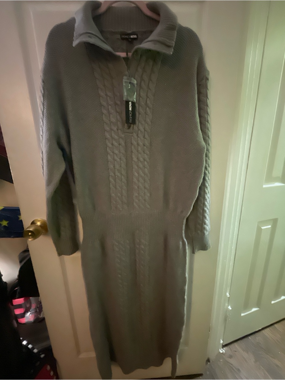 Fashion Nova Grey Cable-Knit Long Sleeve Sweater Dress